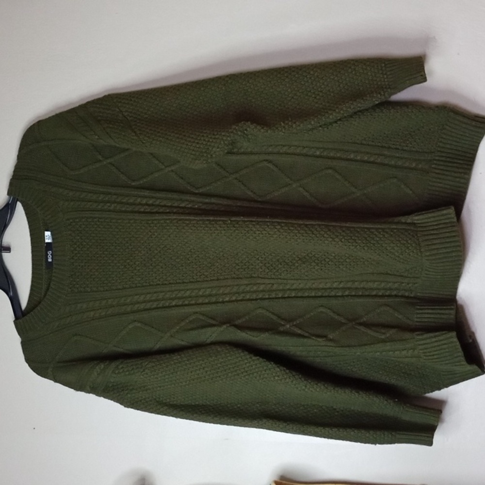 BDG Urban Outfitters Cable Knit Cotton Blend Geeen Sweater Elbow Patch Size L